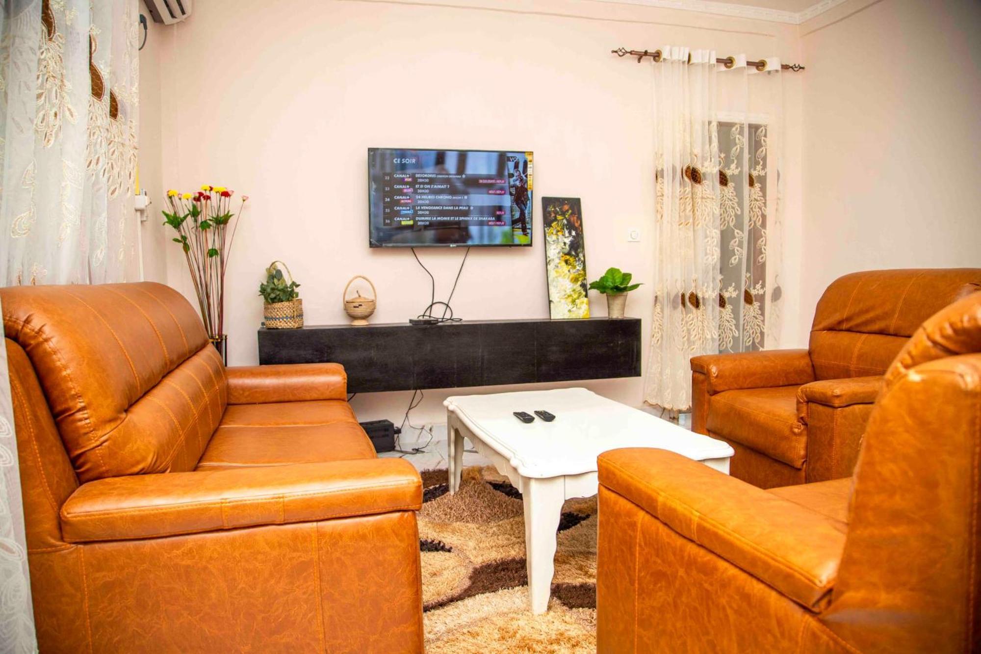 Les Logis De Nouvelle Route Bastos Apartamento Yaoundé Exterior foto